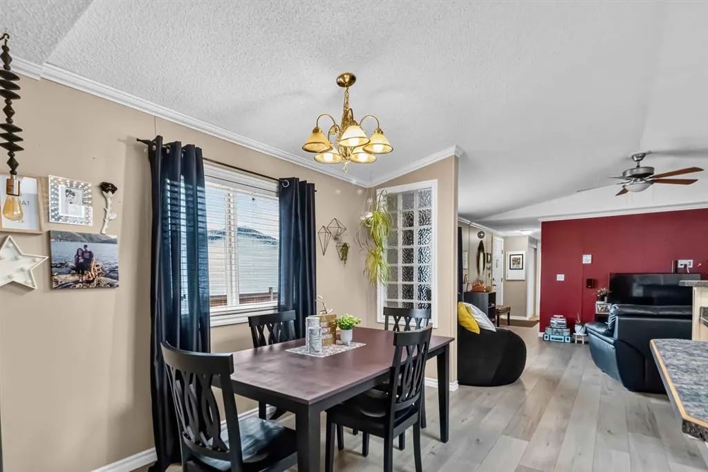 188 McKinlay Crescent