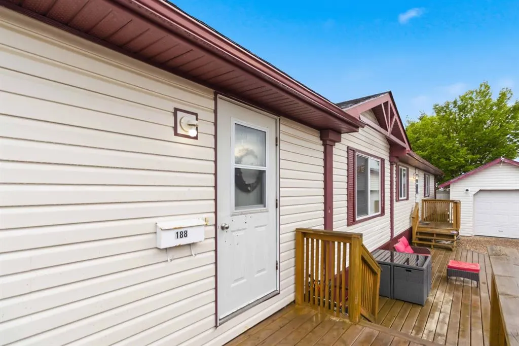 188 McKinlay Crescent