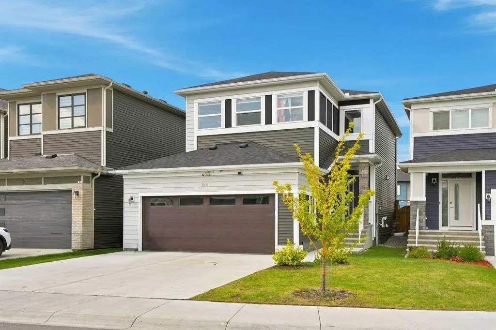 108 Homestead Close NE