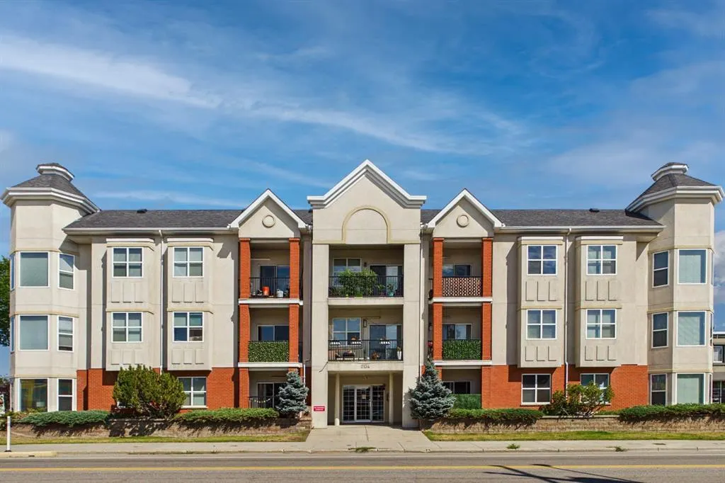 2134 Kensington Road NW #303