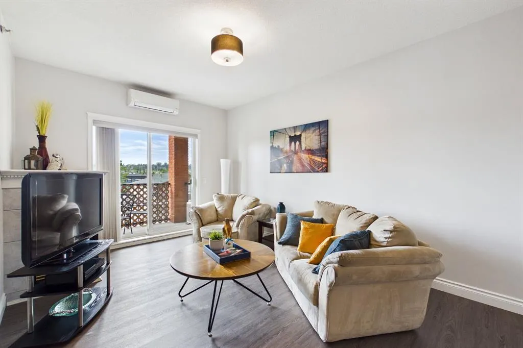 2134 Kensington Road NW #303