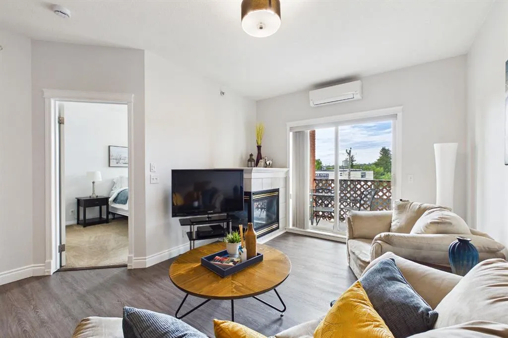 2134 Kensington Road NW #303