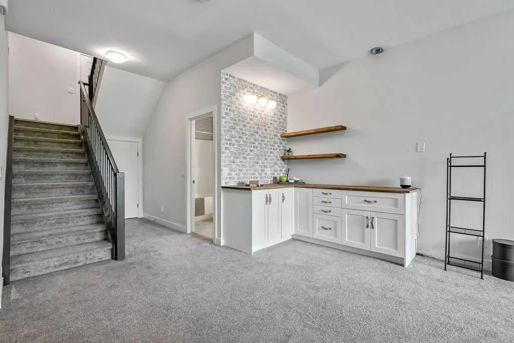 100 Cranbrook Gardens SE