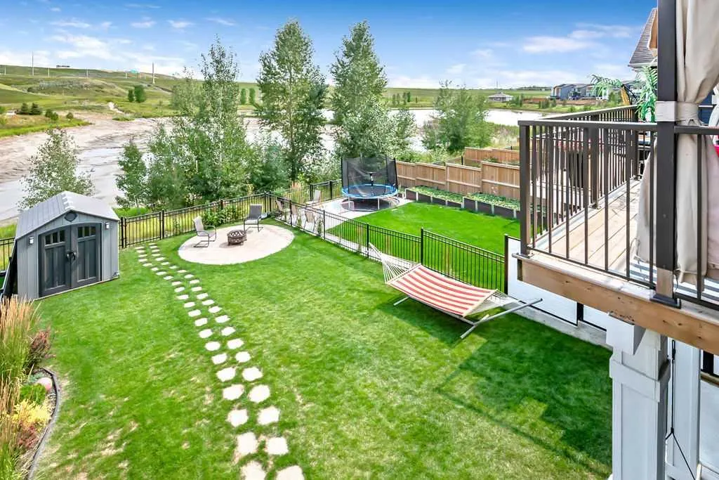 100 Cranbrook Gardens SE
