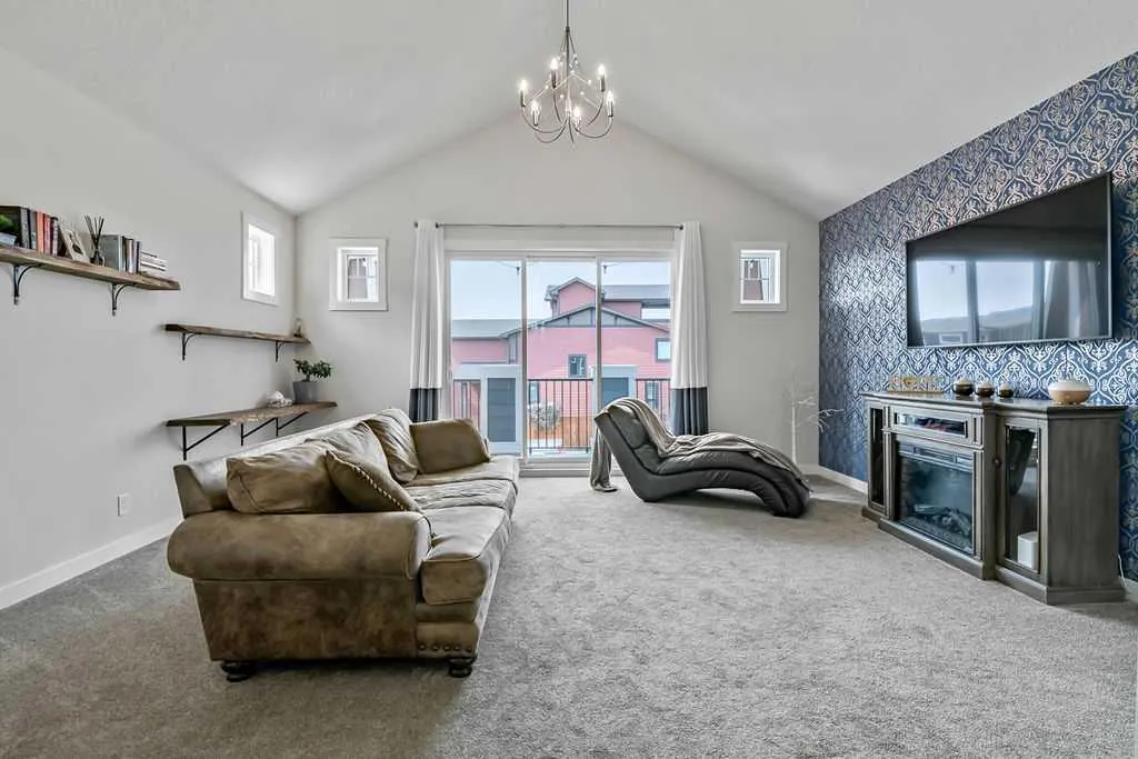 100 Cranbrook Gardens SE