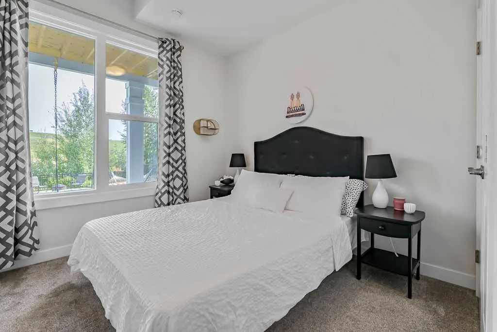 100 Cranbrook Gardens SE