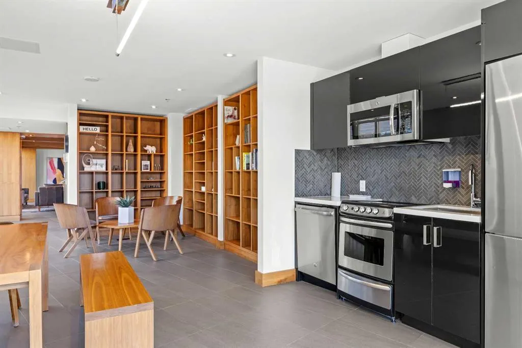 1010 6 Street SW #2702