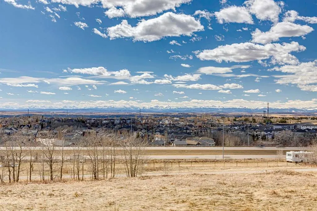 169 Rockyledge View NW #14