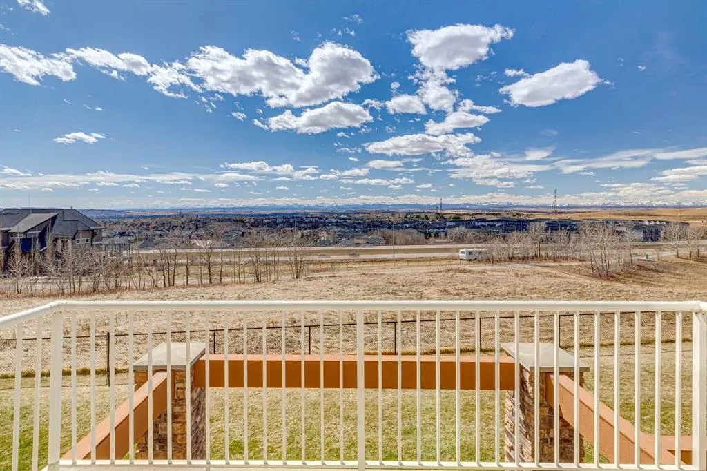 169 Rockyledge View NW #14