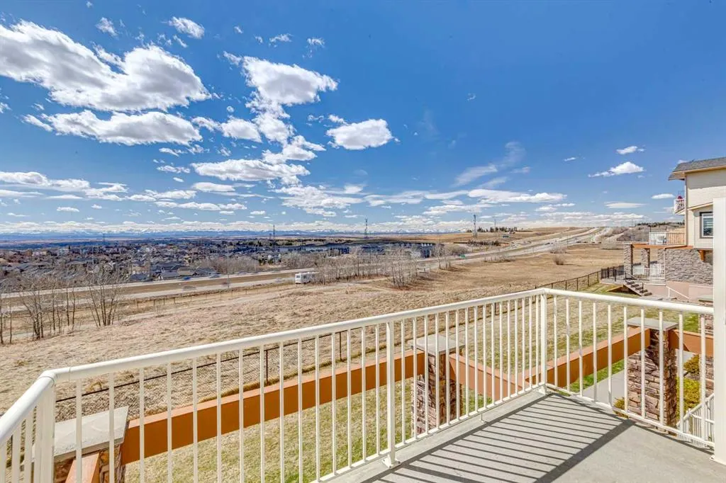 169 Rockyledge View NW #14
