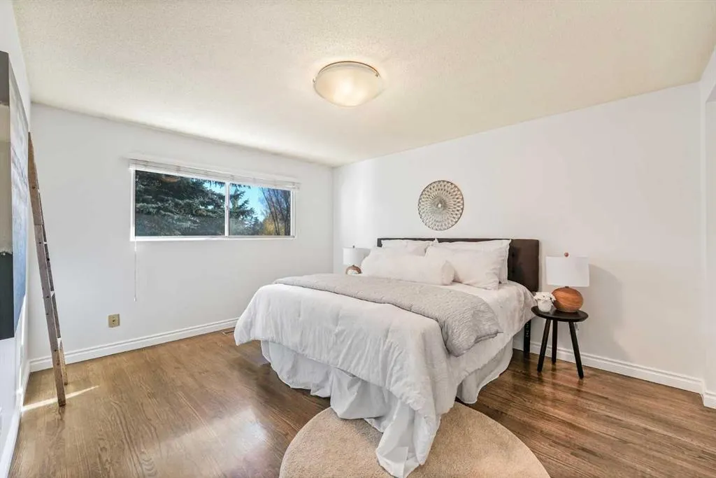 2815 Palliser Drive SW #6