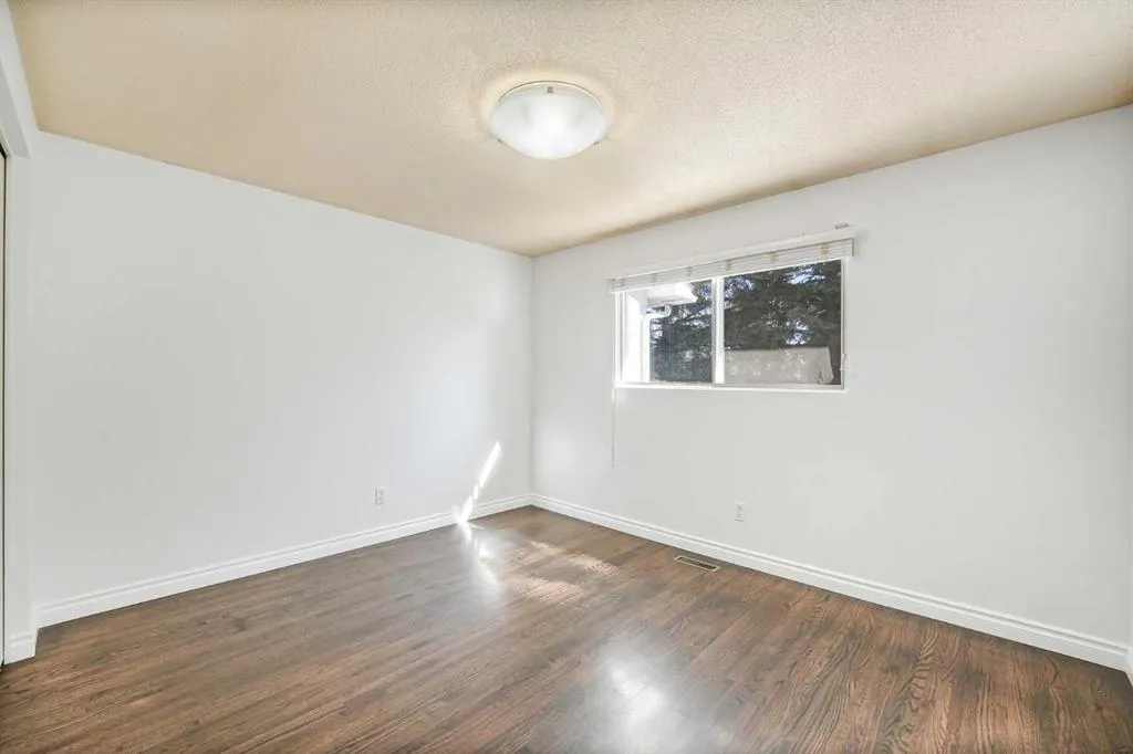 2815 Palliser Drive SW #6