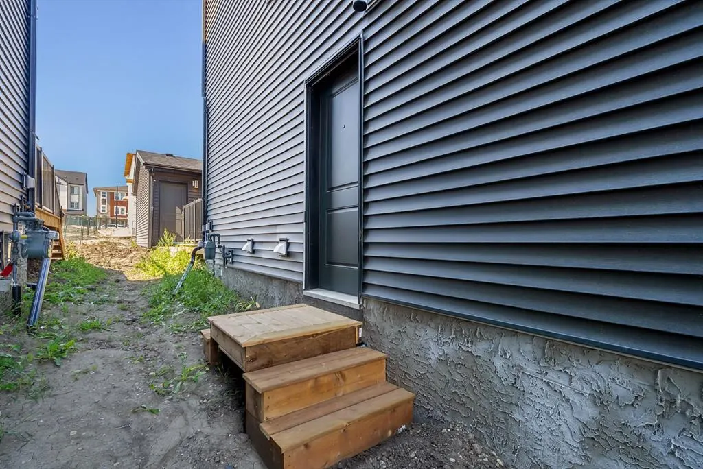 28 Tillotson Loop