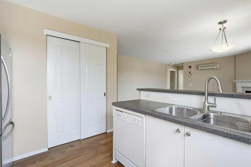 290 Shawville Way SE #221