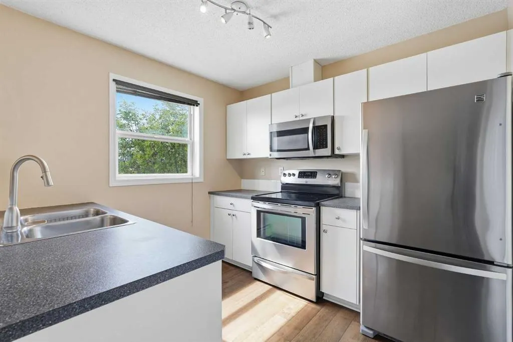 290 Shawville Way SE #221