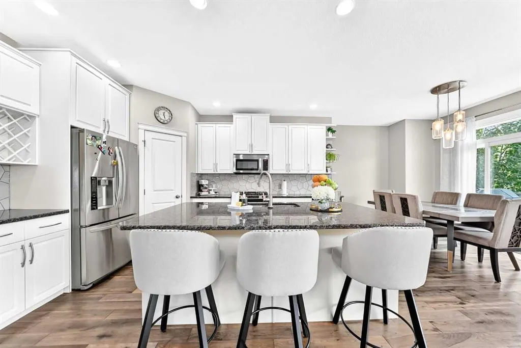 23 Everoak Bay SW