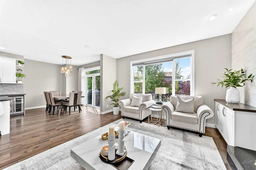 23 Everoak Bay SW