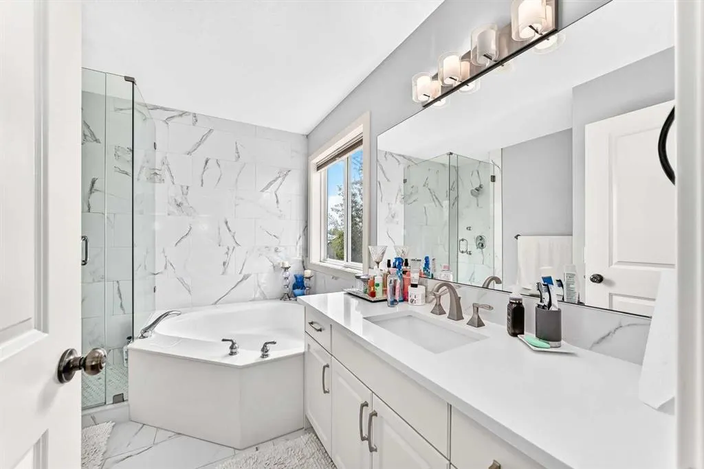 23 Everoak Bay SW