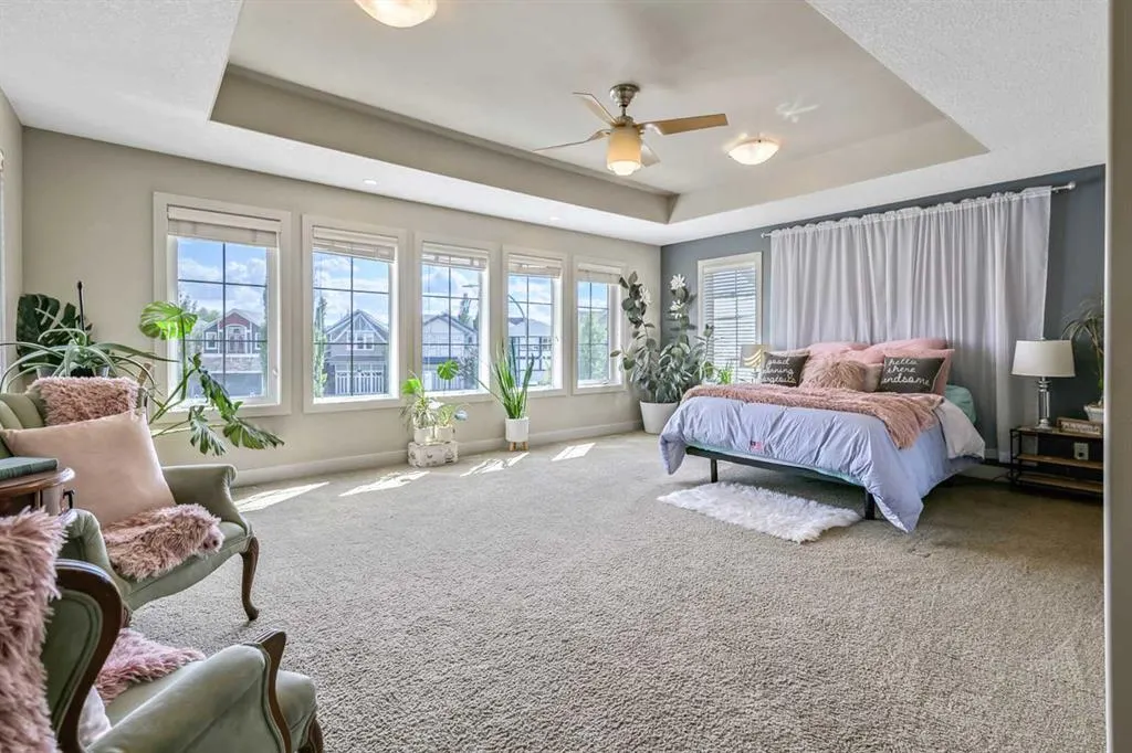 315 Mahogany Court SE