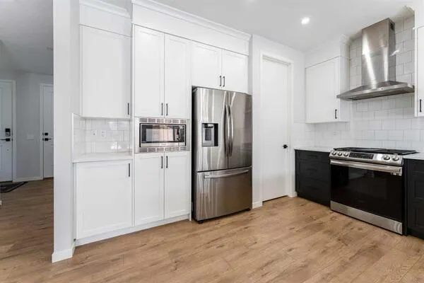 13 Calhoun Crescent NE