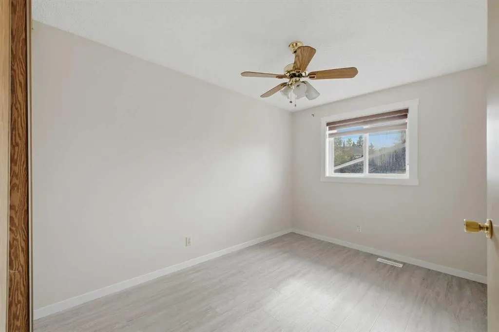 11 Martinwood Road NE