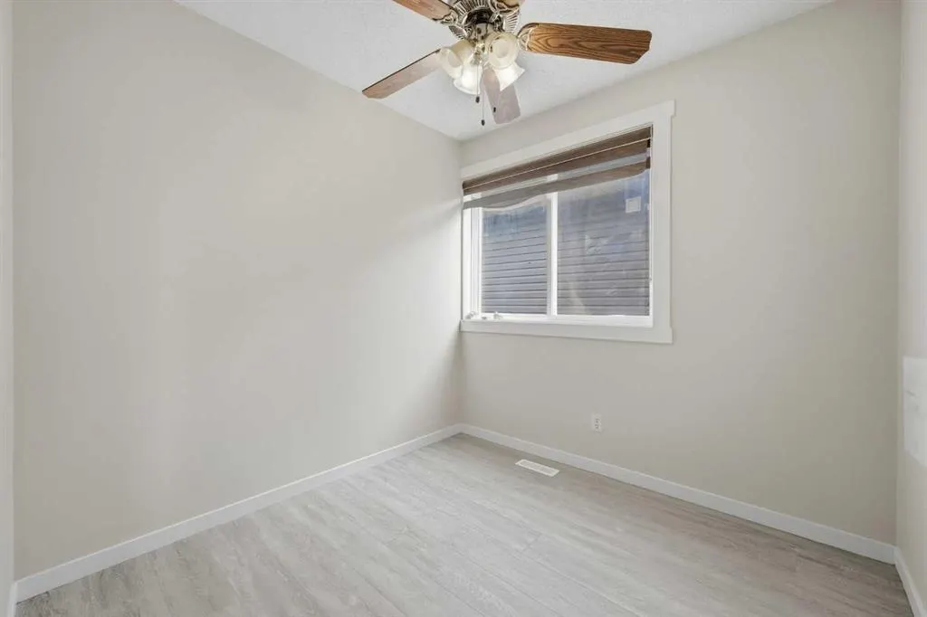 11 Martinwood Road NE