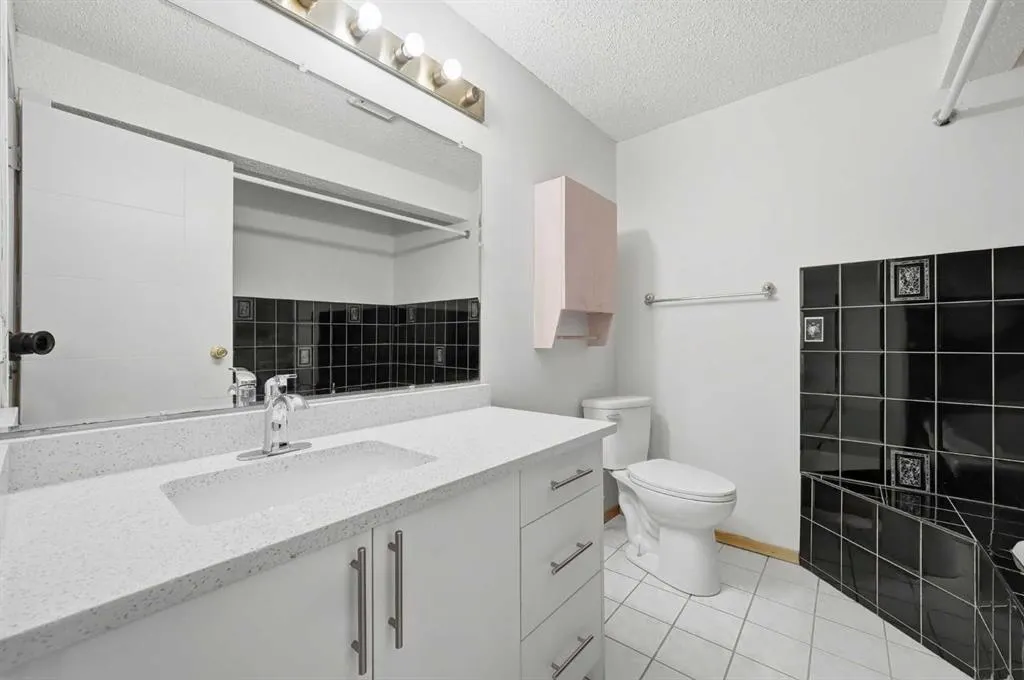 11 Martinwood Road NE