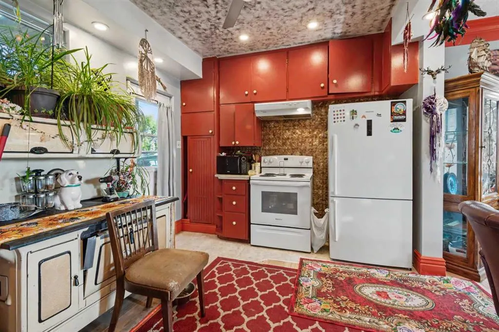 222001 Range Road 225B
