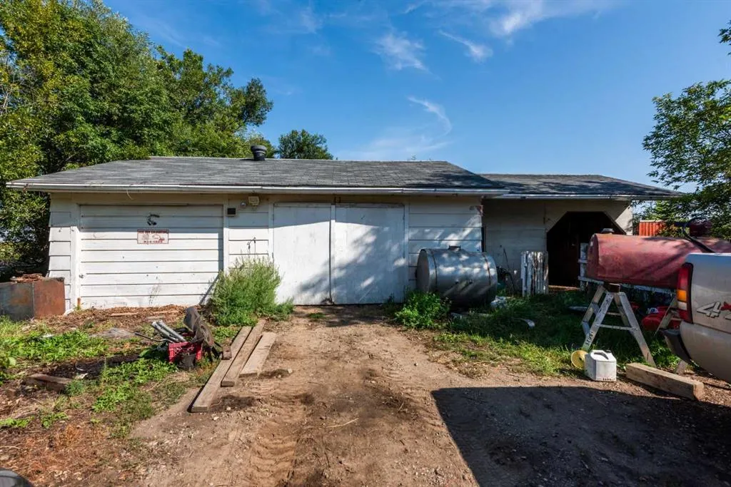 222001 Range Road 225B