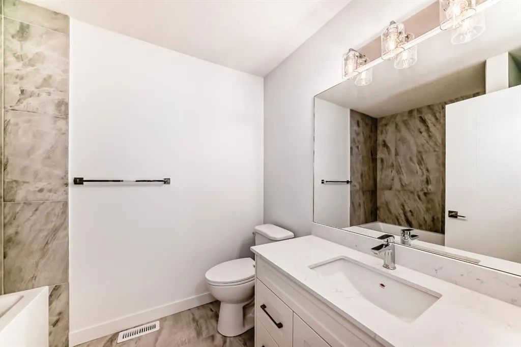 86 145 chelsea Mews