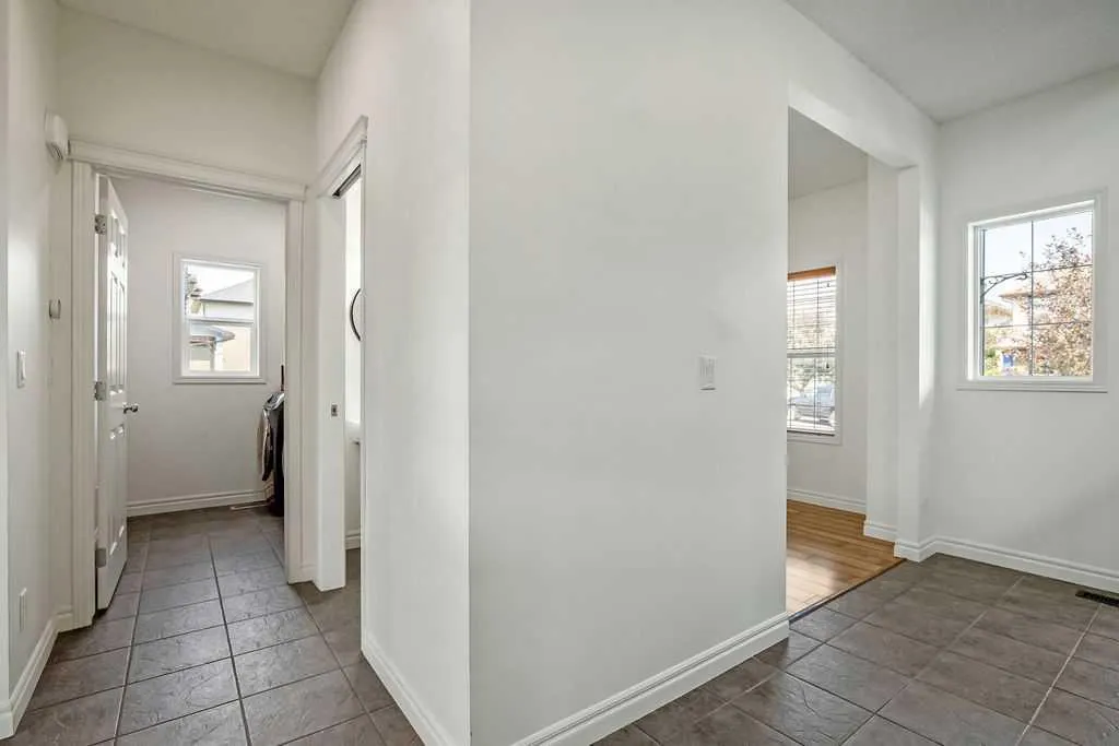 134 Prestwick Terrace SE