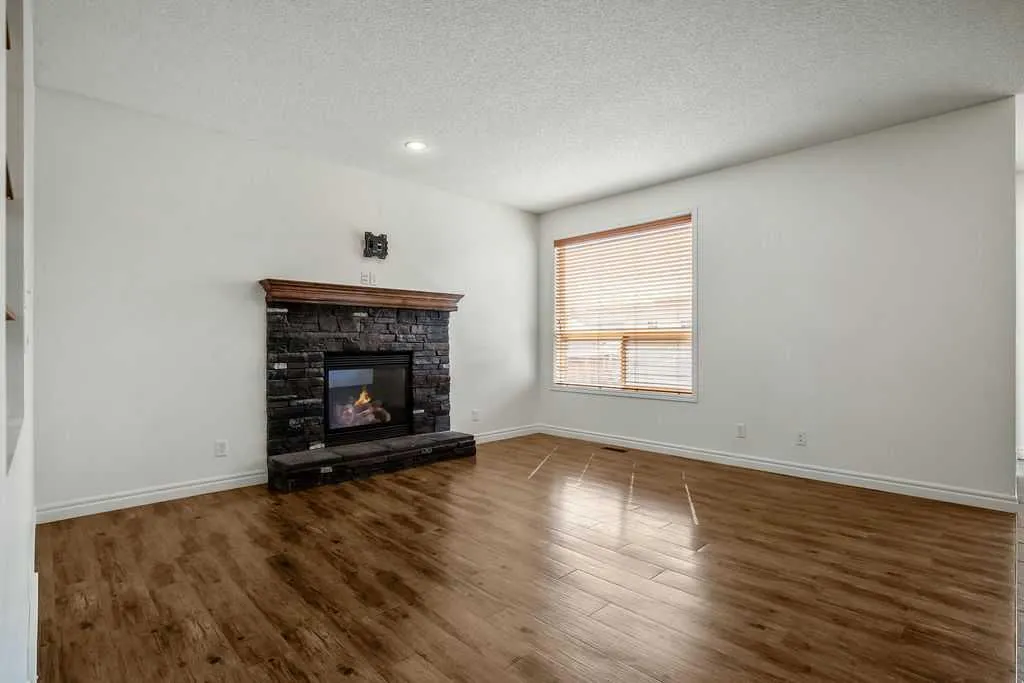 134 Prestwick Terrace SE