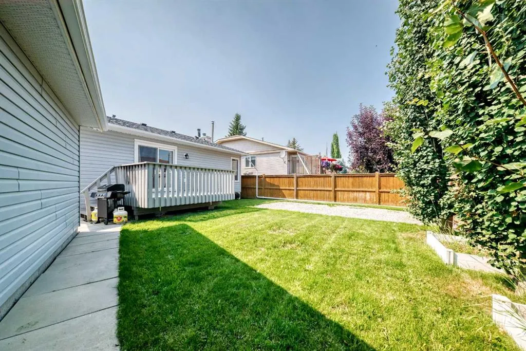 116 McKerrell Close SE