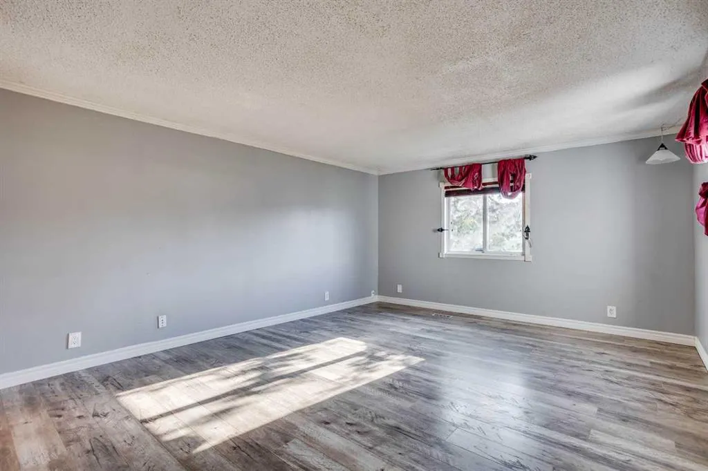 173 Cokerill Crescent