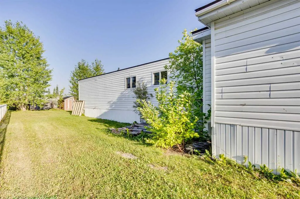 173 Cokerill Crescent