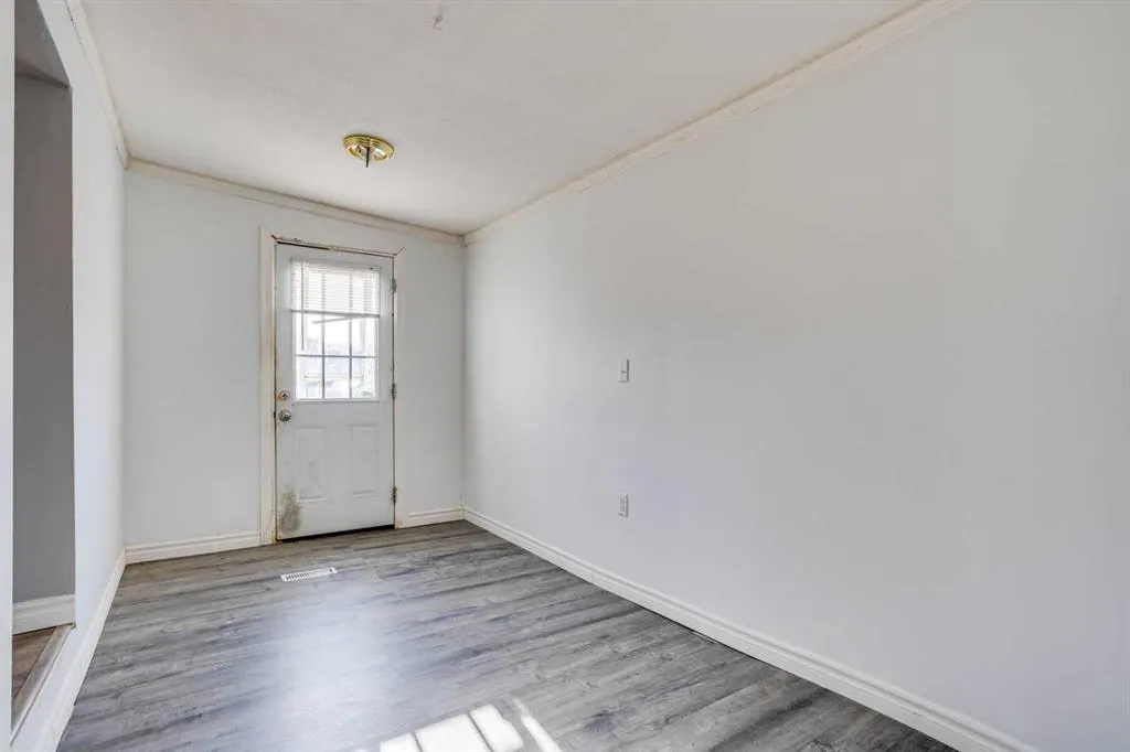 173 Cokerill Crescent