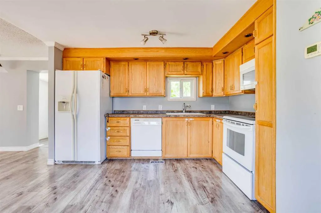 173 Cokerill Crescent