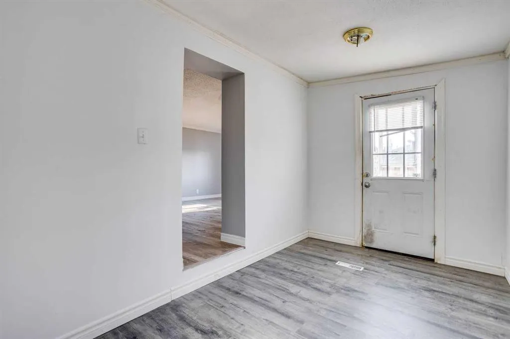 173 Cokerill Crescent