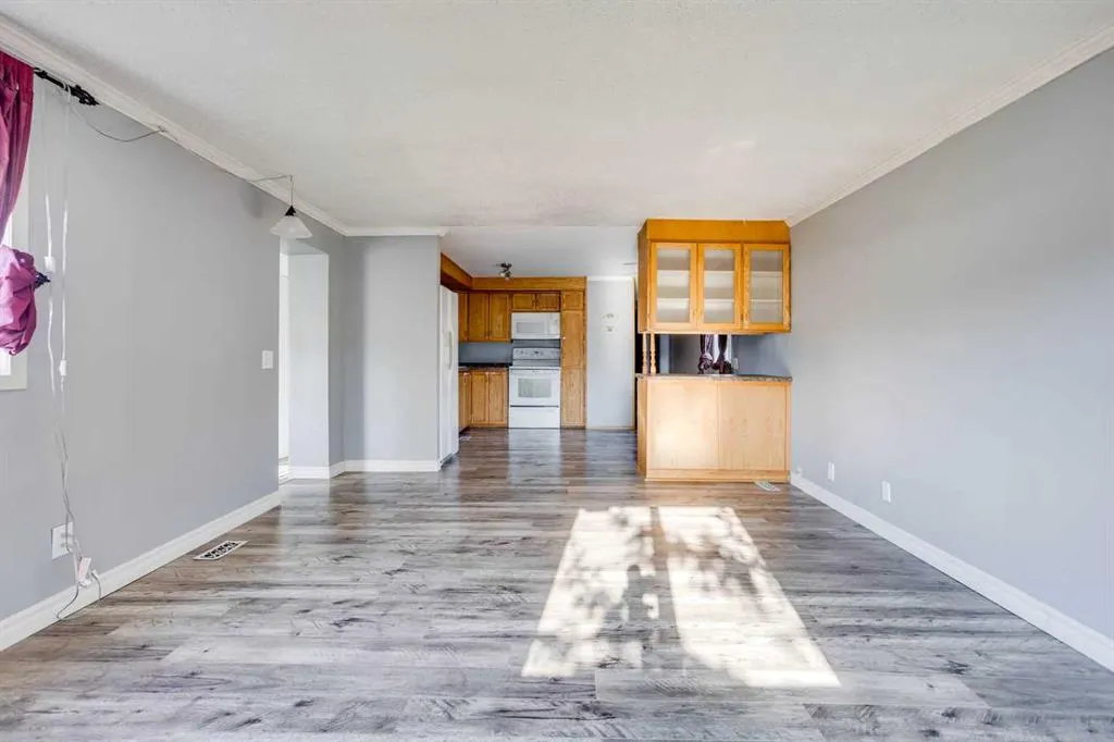 173 Cokerill Crescent
