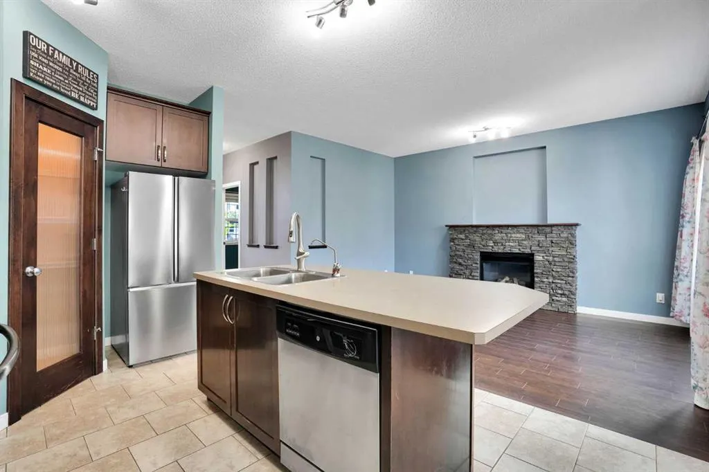 330 Cimarron Vista Way