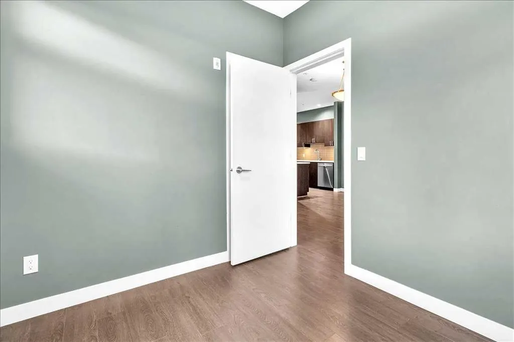 22 Auburn Bay Link SE #210