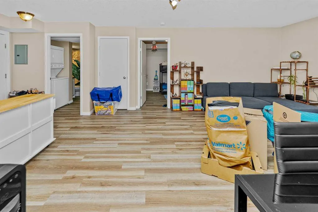 2000 Applevillage Court SE #208