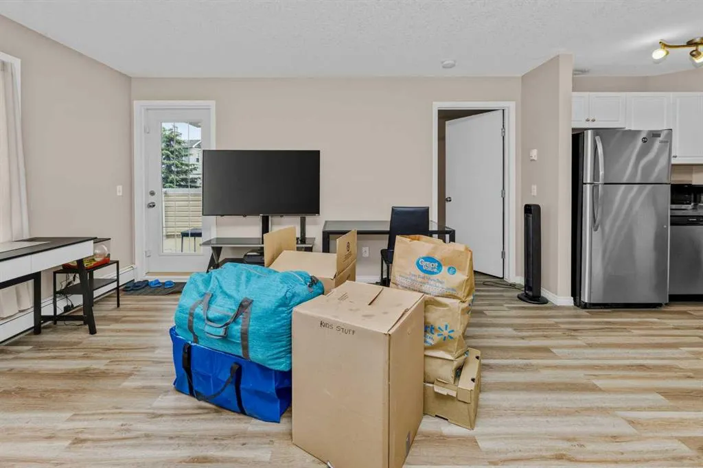 2000 Applevillage Court SE #208