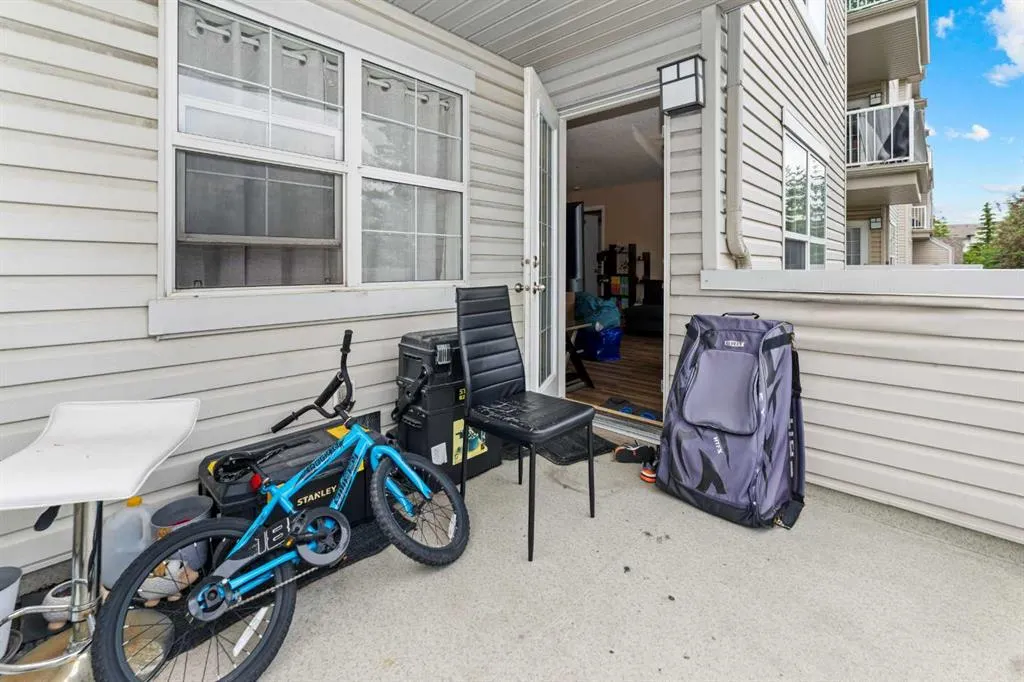2000 Applevillage Court SE #208