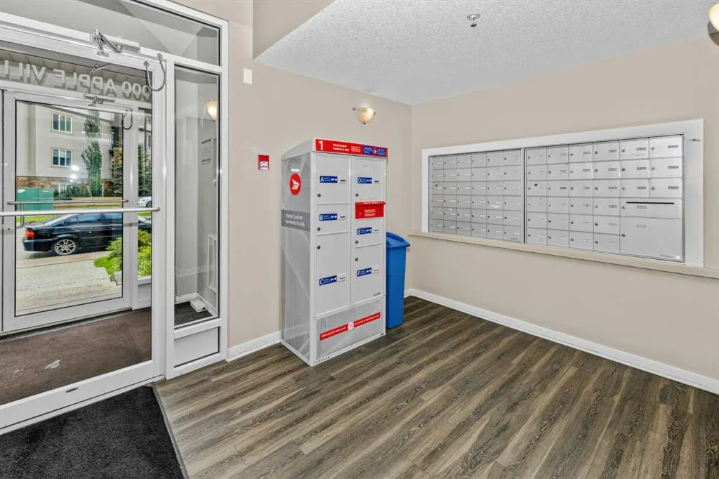 2000 Applevillage Court SE #208