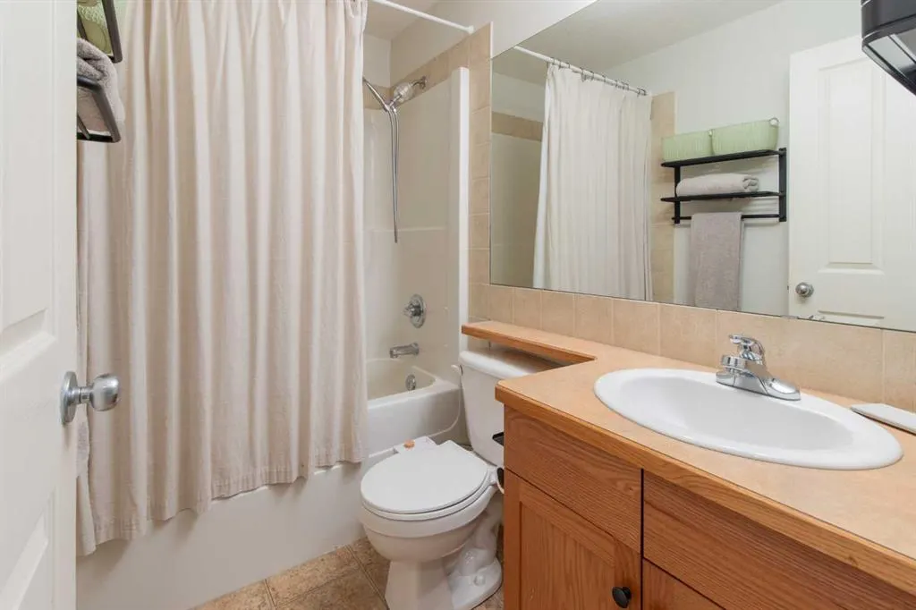 198 Blackfoot Boulevard W