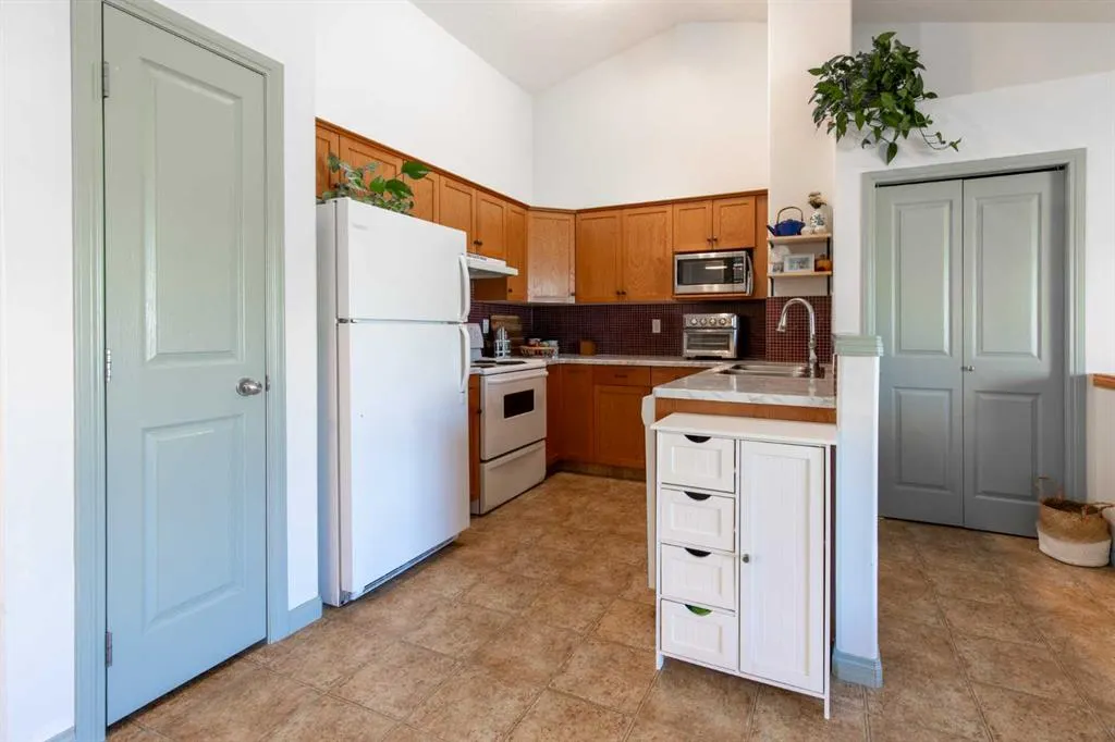 198 Blackfoot Boulevard W