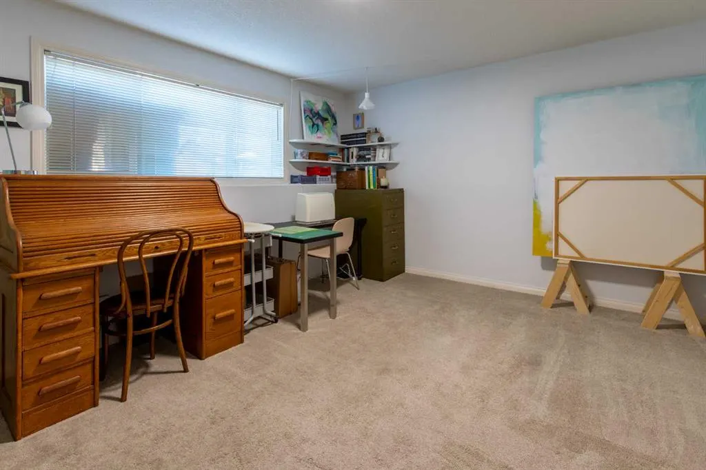 198 Blackfoot Boulevard W