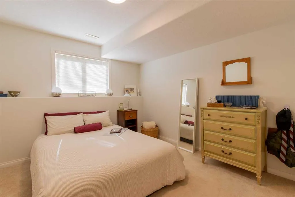 198 Blackfoot Boulevard W