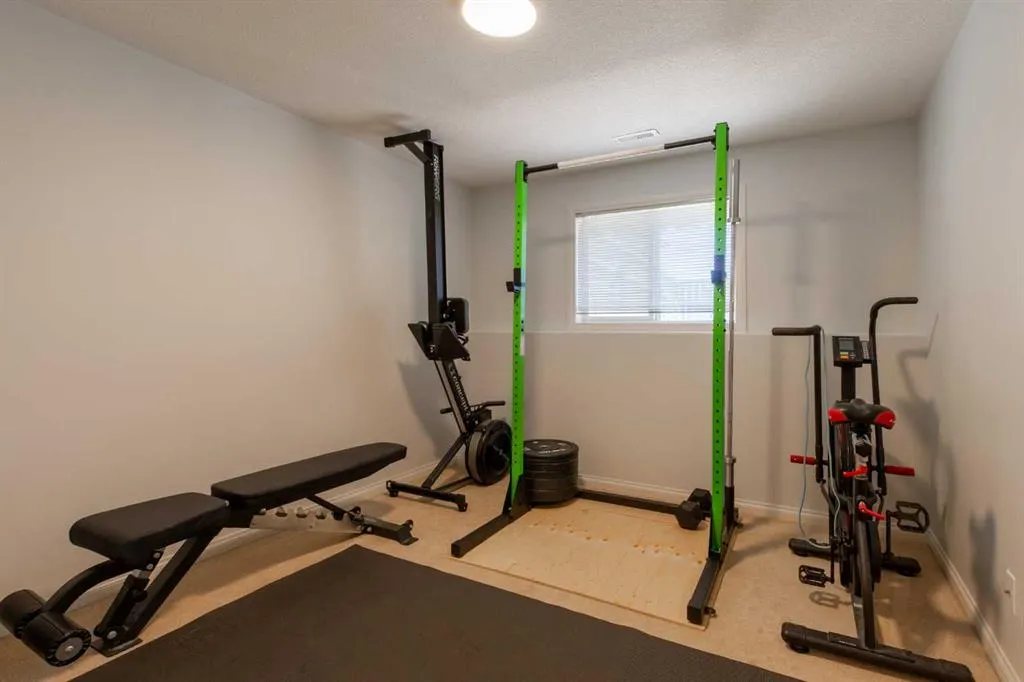 198 Blackfoot Boulevard W